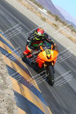 media/Jan-13-2024-SoCal Trackdays (Sat) [[9c032fe5aa]]/Turn 14 Inside (150pm)/